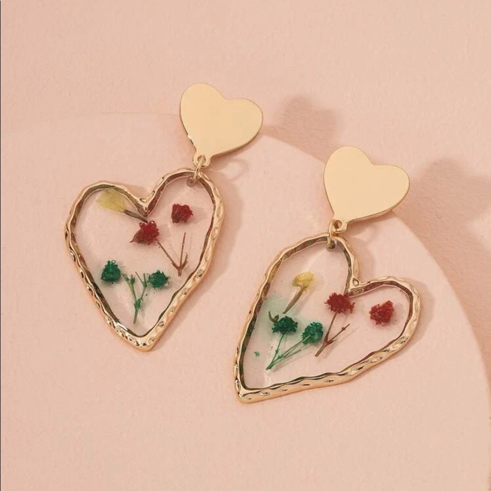 Heart-drop Floral Earrings - Picture 3 of 3